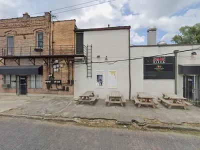 Bellys Hip Hop Eatery