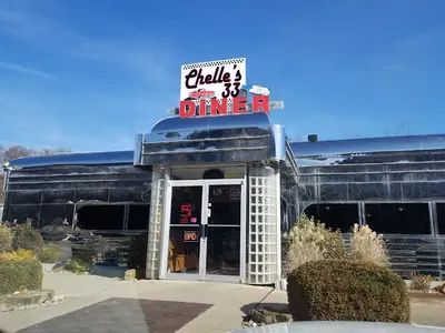 Chelle's 33 Diner