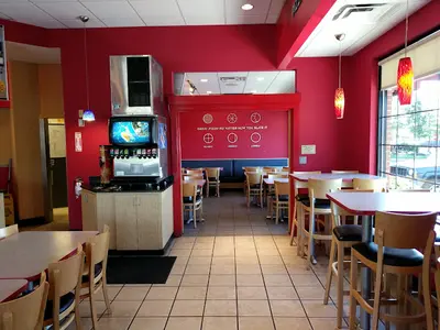 Donatos Pizza