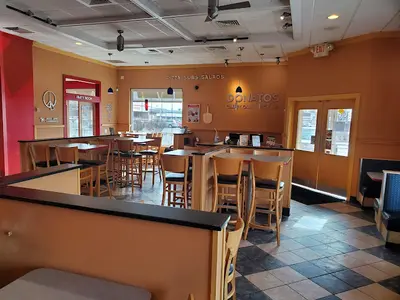 Donatos Pizza