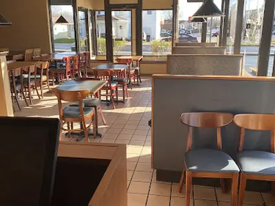 Donatos Pizza