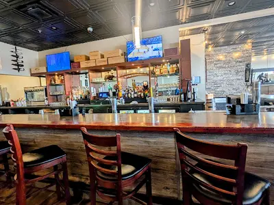 Ella's Kitchen + Wine Bar