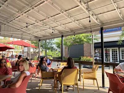 Elliot's Wood Fired Kitchen & Tap