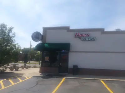Flyers Pizza Grove City North