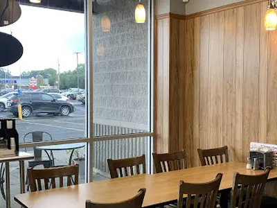 Halwani's Pizza & Stromboli - Hilliard Location