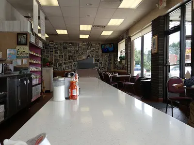 HoneyDip Donuts & Diner