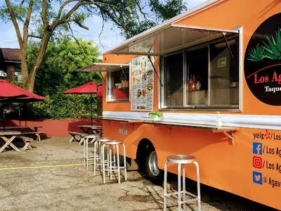Los Agavez Taqueria