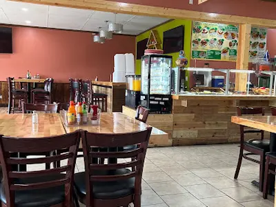 Los Pinos Salvadorean and Mexican Food