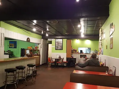 Madison's Bar & Grill