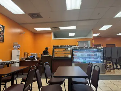 Madras bakery ( Asian bakery & Indian cuisine)
