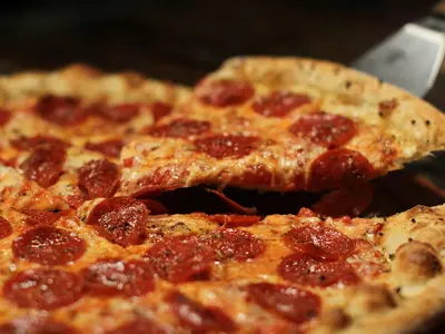 Mikey's Late Night Slice