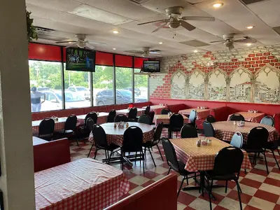 Minelli's Pizza