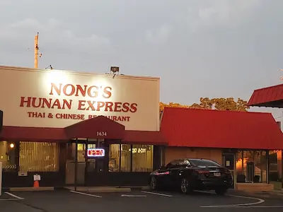 Nong's Hunan Express