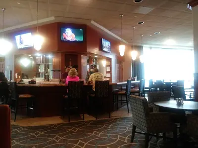 Plaza Restaurant and Lounge