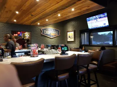 Red Robin Gourmet Burgers and Brews