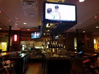 Smokey Bones Columbus (Easton)