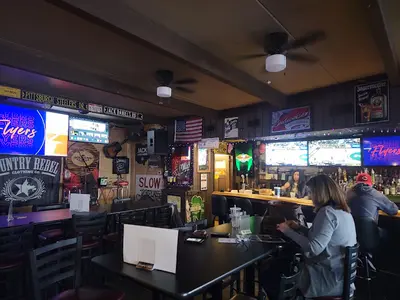 Squeek's Bar and Grill