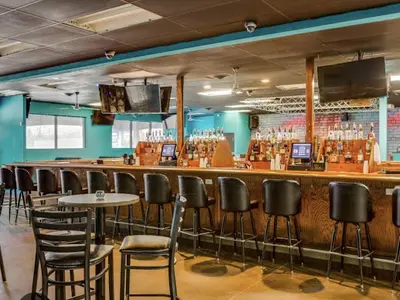 STEPPIN N STYLEZ BAR & GRILL