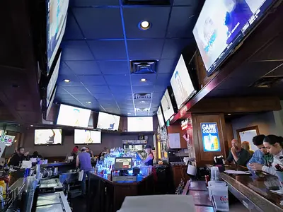 Yogi's Bar & Grill